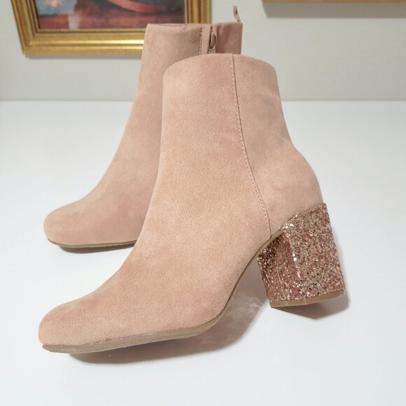 NWOT Old Navy blush block glitter heeled faux suede booties, 6 - Picture 8 of 10